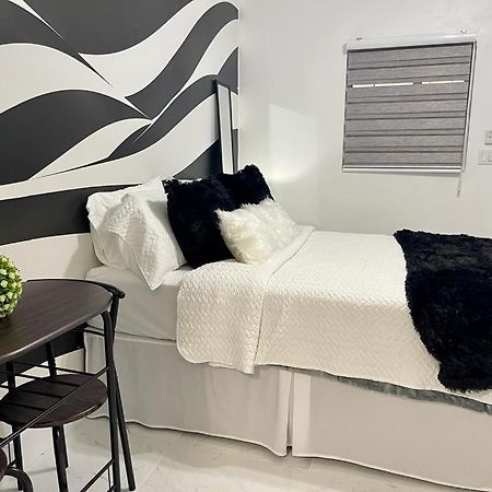 Cozy Studio, Prime Location, Remodeled, 1 Parking West Palm Beach Exteriör bild