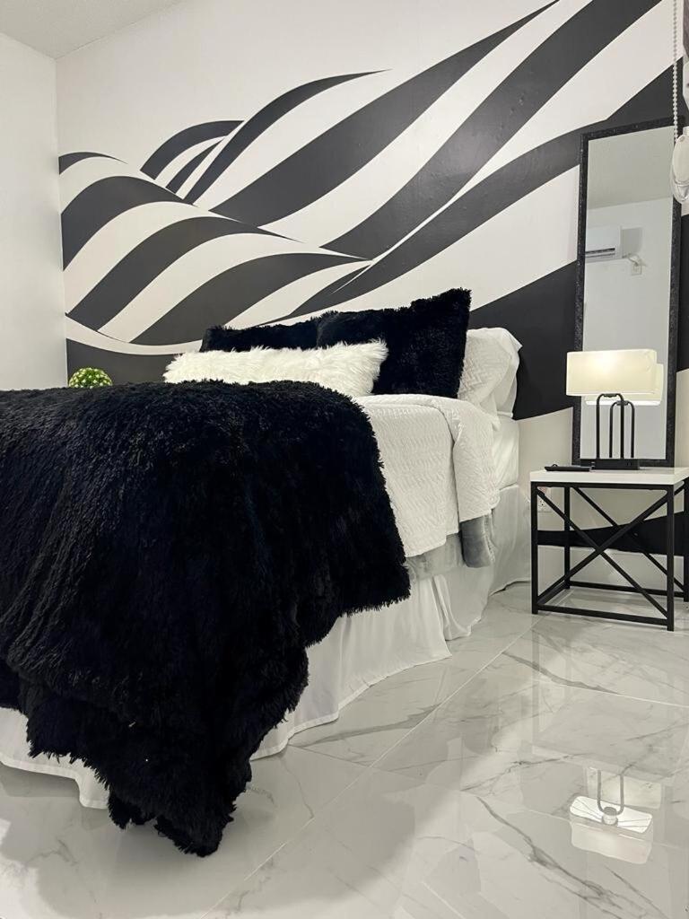 Cozy Studio, Prime Location, Remodeled, 1 Parking West Palm Beach Exteriör bild