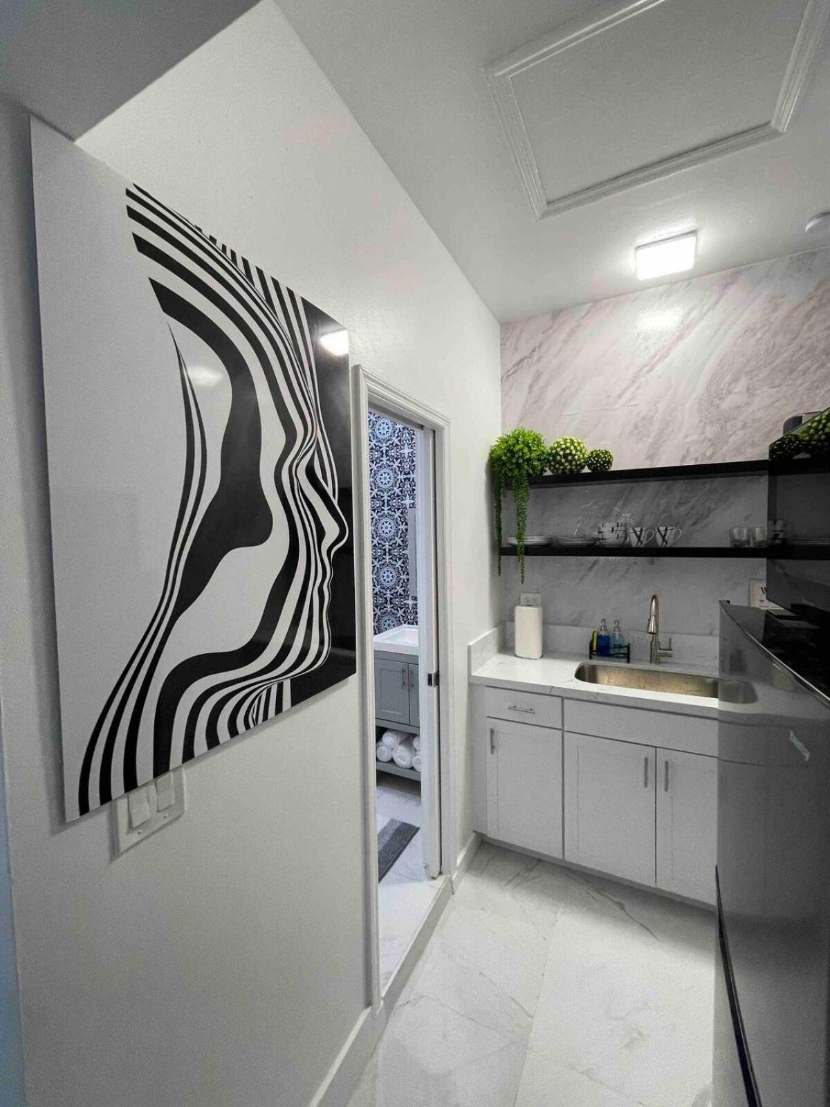 Cozy Studio, Prime Location, Remodeled, 1 Parking West Palm Beach Exteriör bild